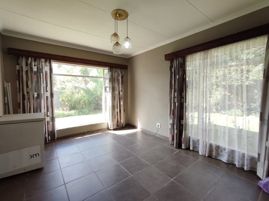 4 Bedroom Property for Sale in Lourenspark North West